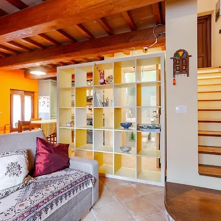 Chalet Filocase Pink Col Sant'Angelo